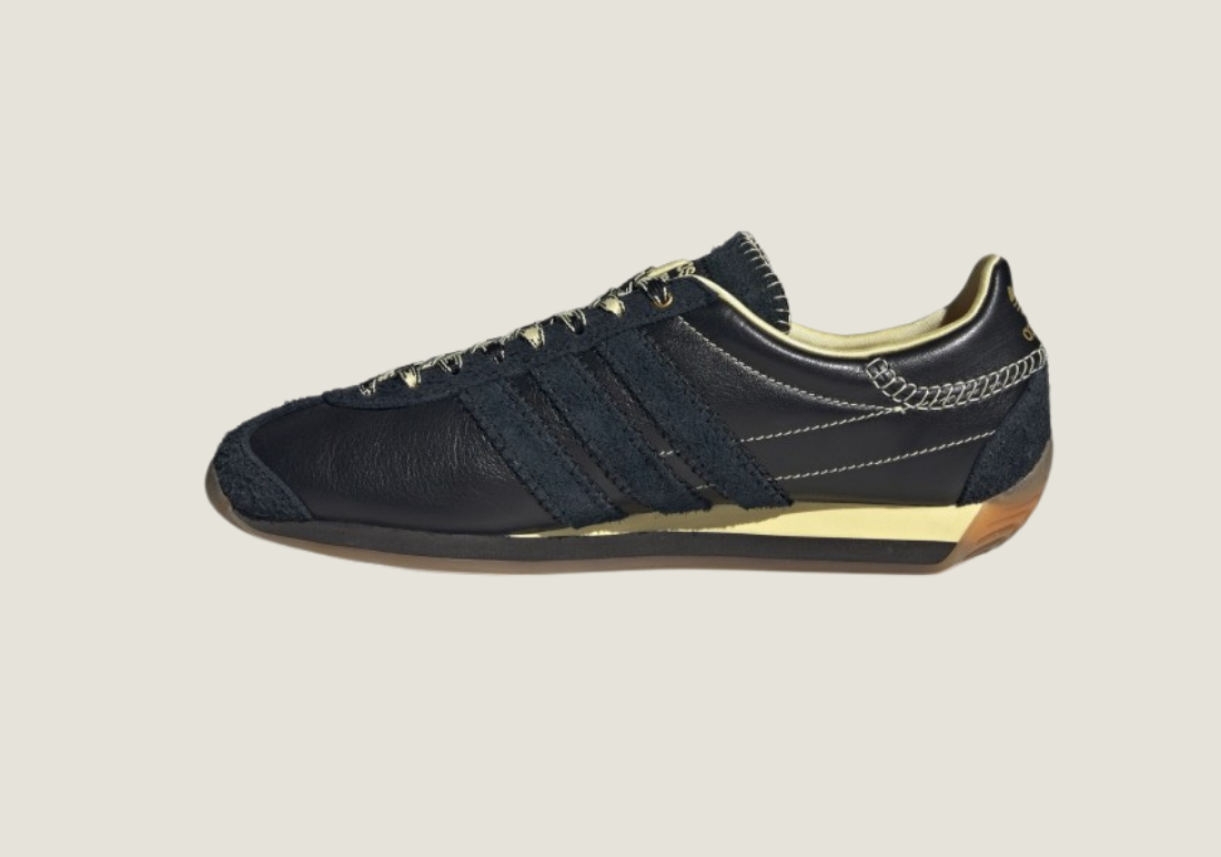 Wales Bonner x Country OG Core Black / Easy Yellow