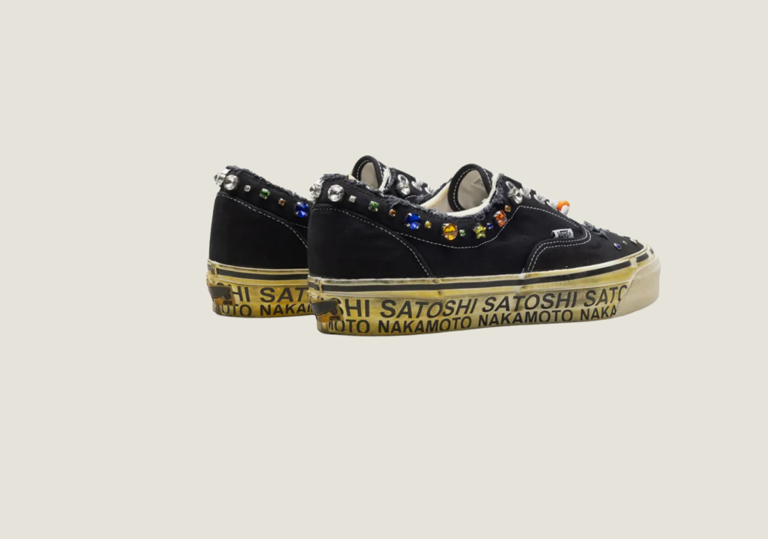 Satoshi Nakamoto x OTW  Era 95 « Lucky Charm »