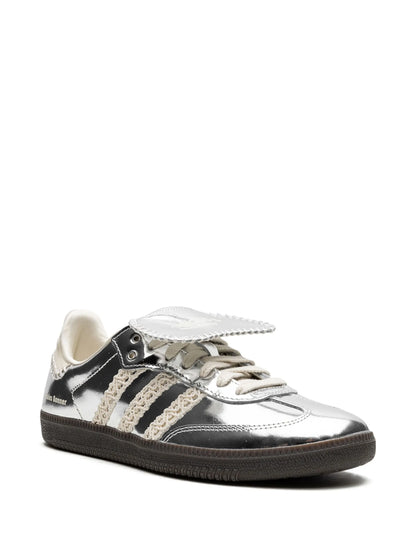 Samba Bonner metallic silver