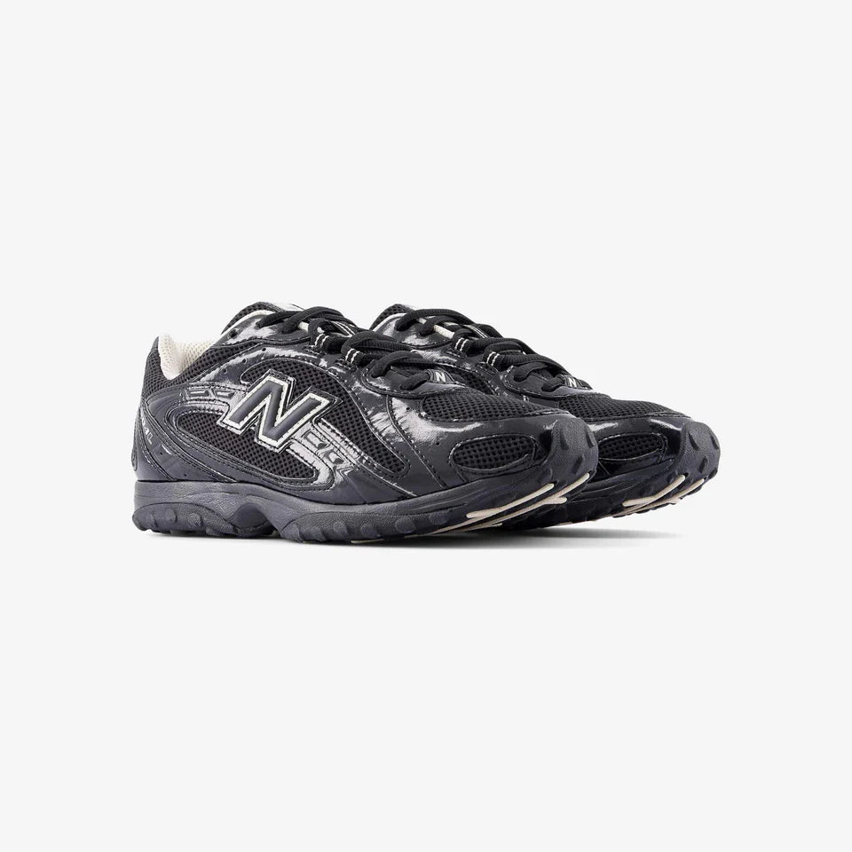 NB 204L MRA BLACK