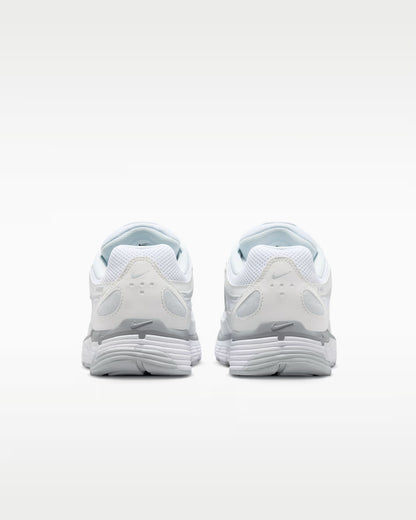 P-6000  Metallic Summit White/Pure Platinum/Wolf Grey