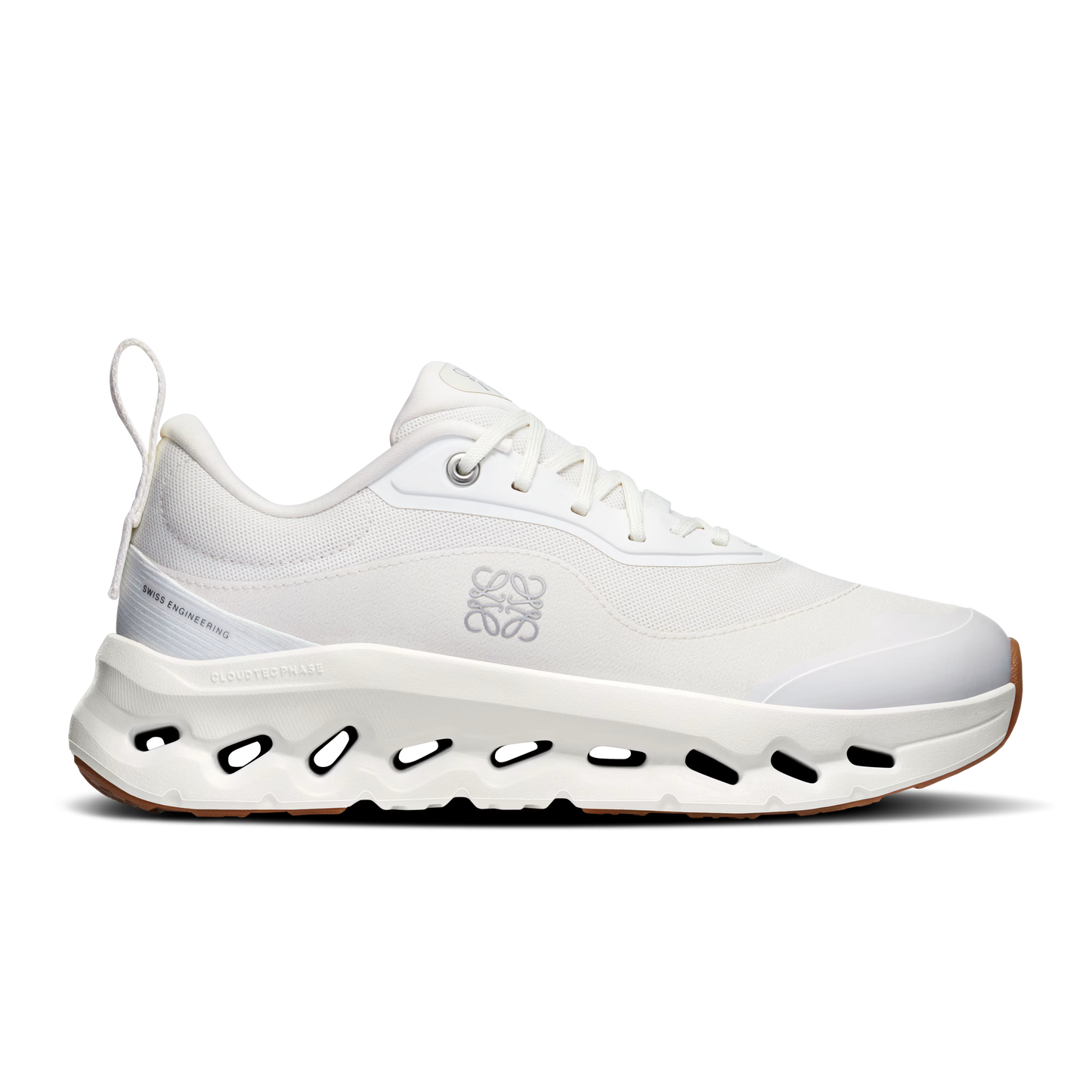 Running Cloudtilt 2 All white