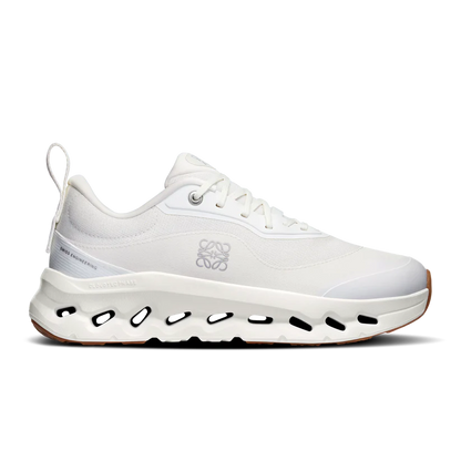 Running Cloudtilt 2 All white
